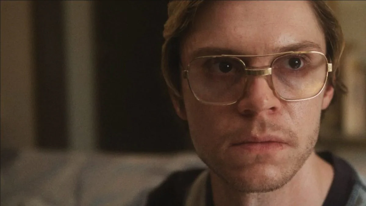 Mostro - La storia di Jeffrey Dahmer perché guardarlo ad Halloween, nuova serie di Ryan Murphy su Netflix