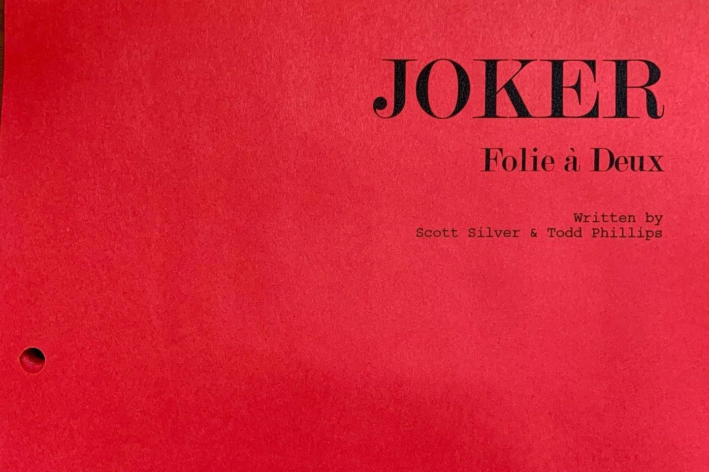 Joker Folie à Deux prima foto ufficiale dal set del film diretto da Todd Phillips