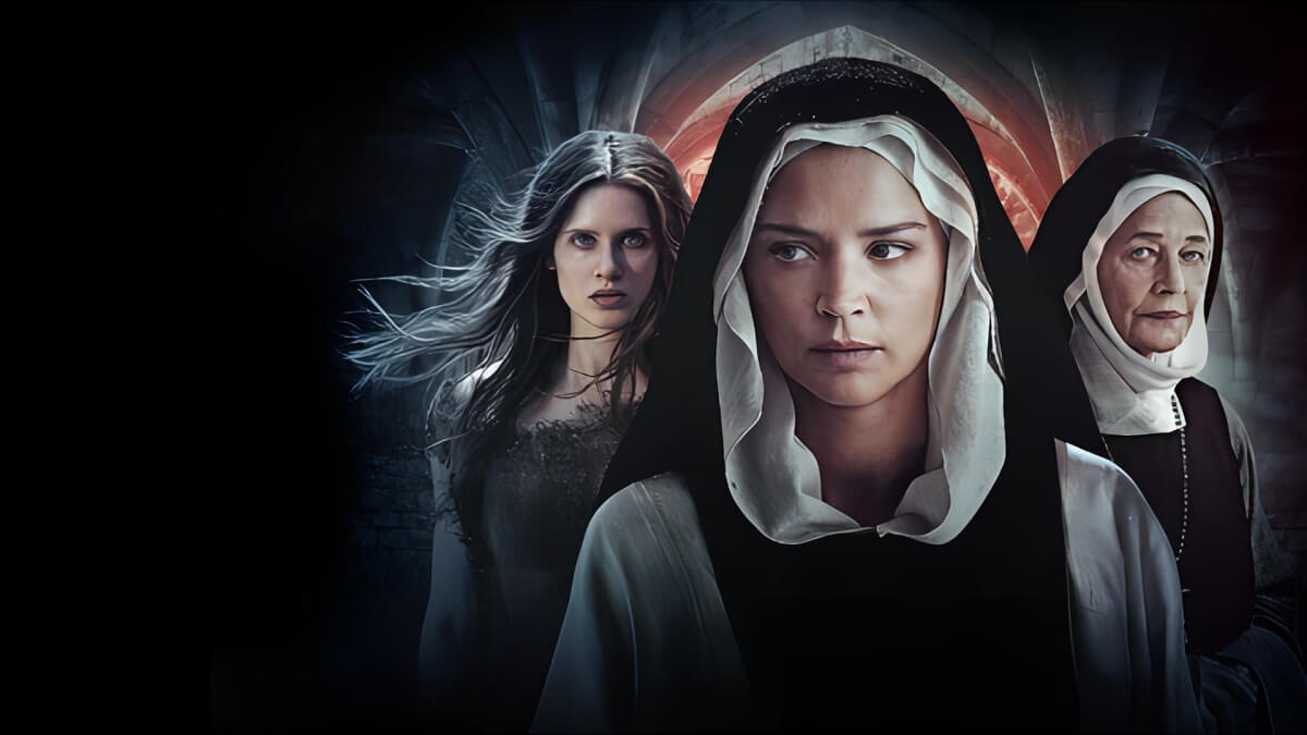 La recensione di Benedetta