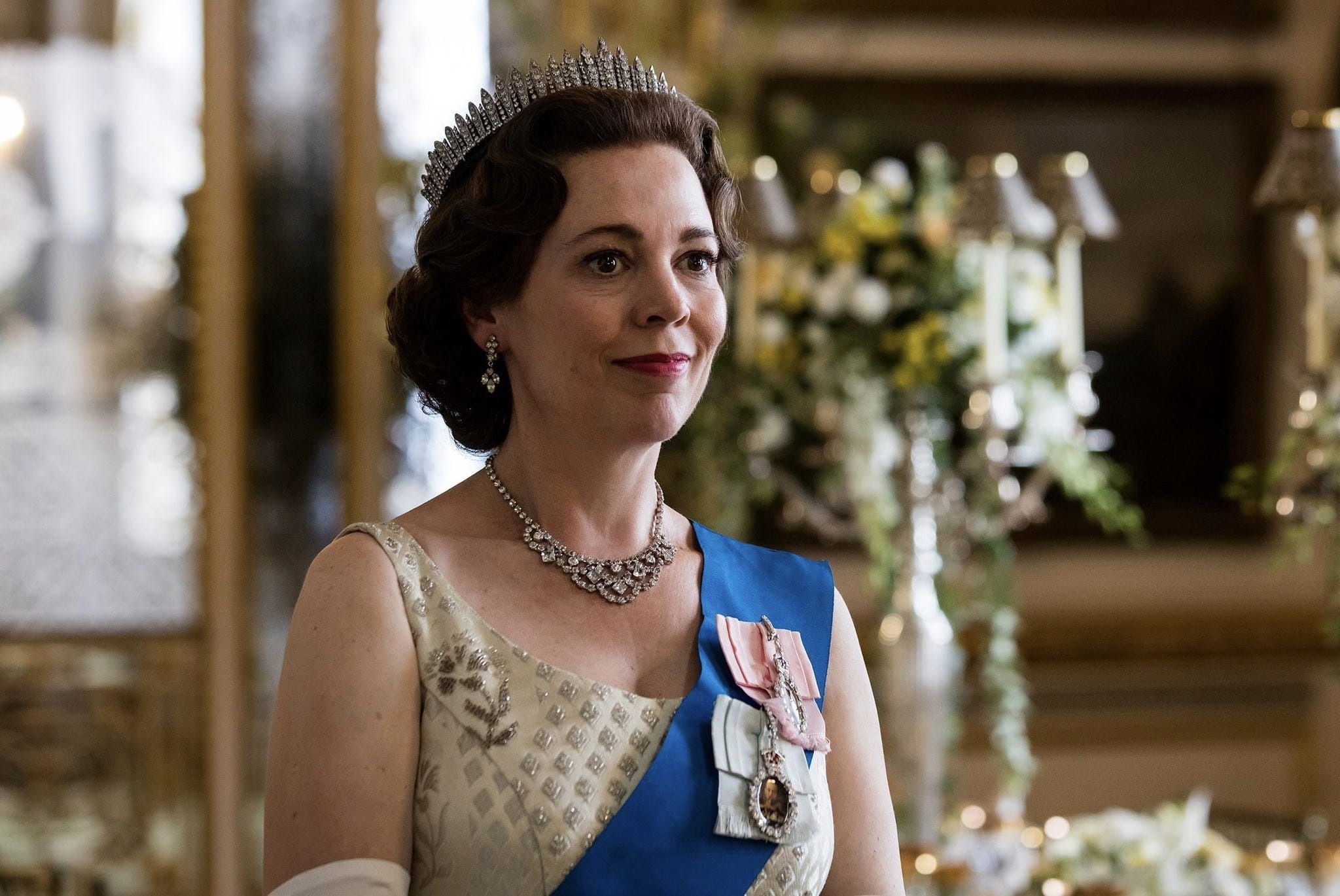 Claire Foy, Olivia Colman e Imelda Staunton torneranno nell'ultima stagione di The Crown