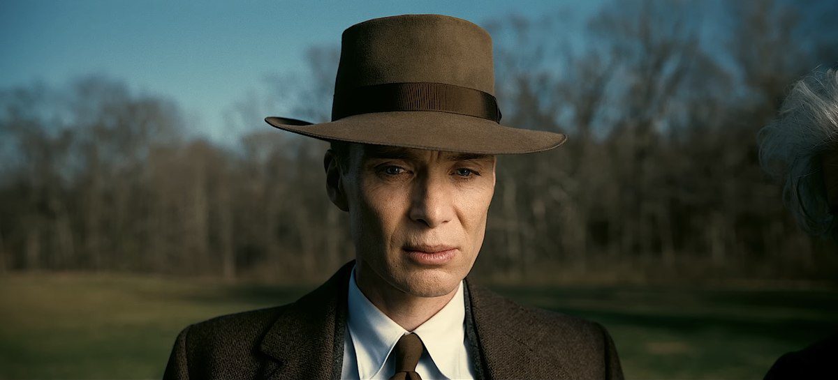 Oppenheimer: perché il film di Christopher Nolan è stato rinviato in Italia?
