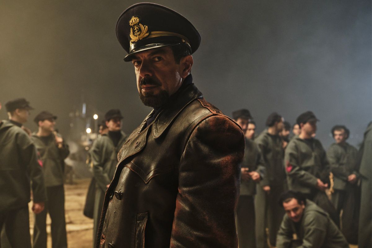 Comandante: Favino difende il film dalle accuse di fascismo