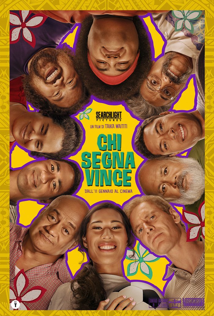 La recensione di Chi segna vince, diretto da Taika Waititi con Michael Fassbender