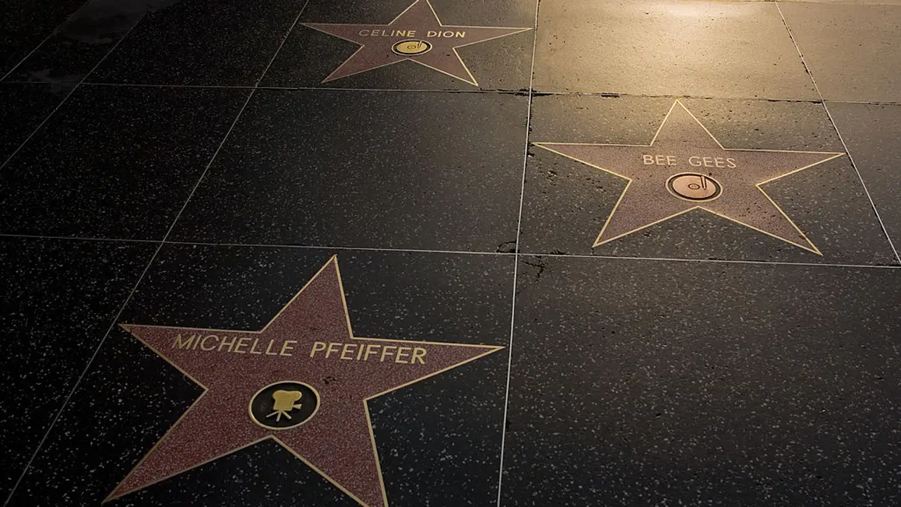 Come ottenere una stella sulla Hollywood Walk of Fame?