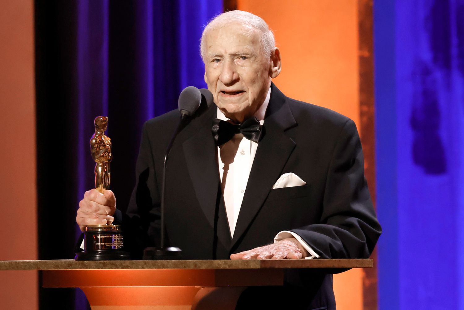 Mel Brooks riceve l'Oscar alla carriera: il suo commovente discorso