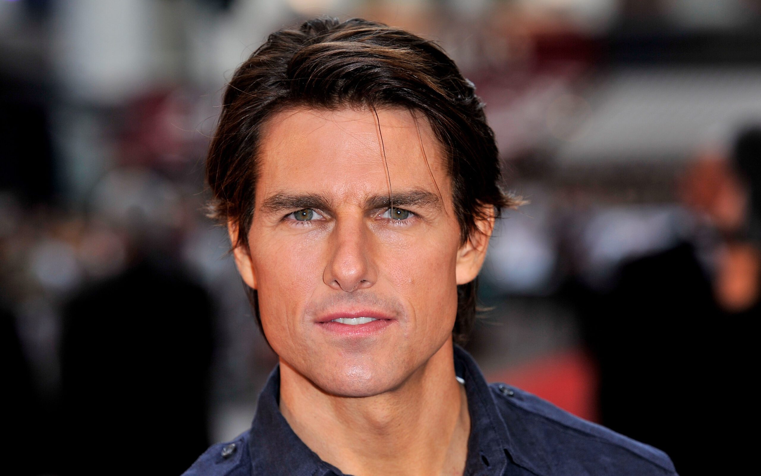 Tom Cruise stringe un accordo con Warner Bros