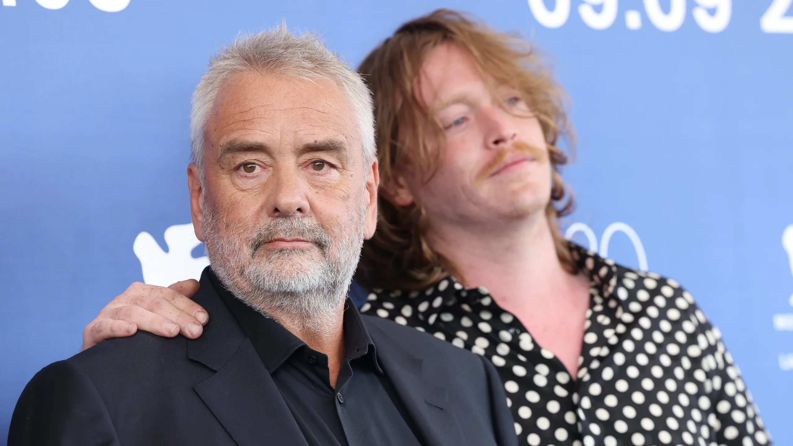 Caleb Landry Jones interpreterà un giovane Dracula nel nuovo film del regista Luc Besson sulle origini del conte