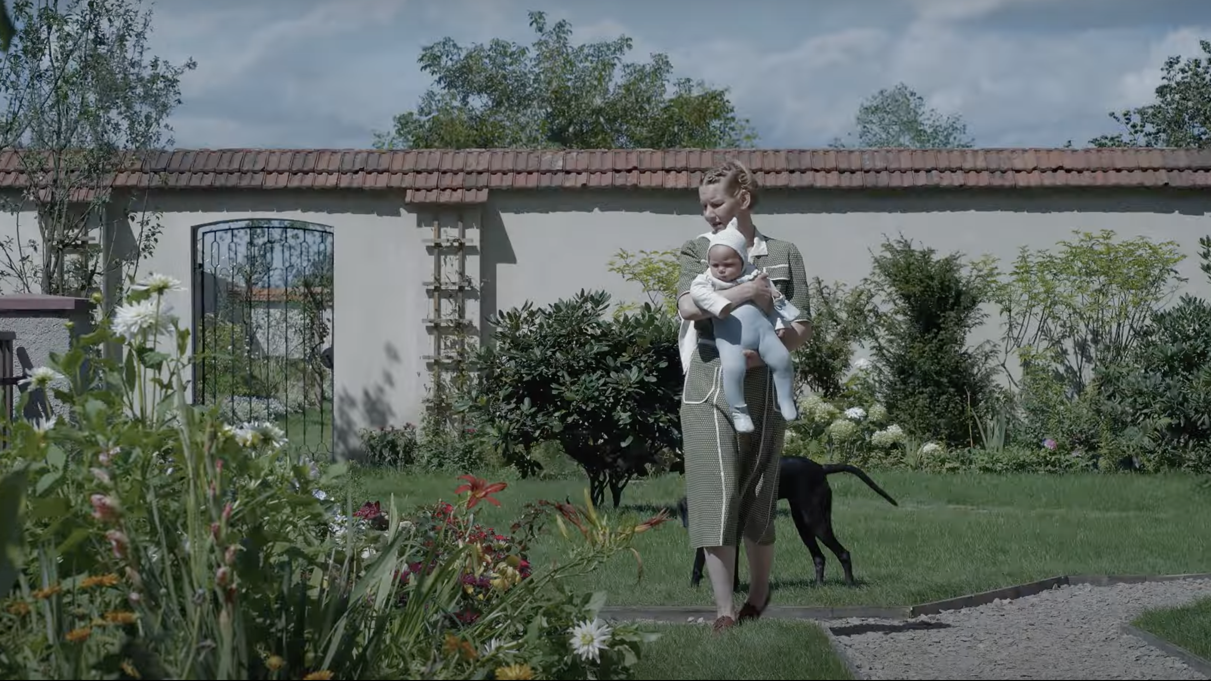 Il significato dell'ultimo film diretto da Jonathan Glazer e premiato al Festival di Cannes, La Zona d'Interesse