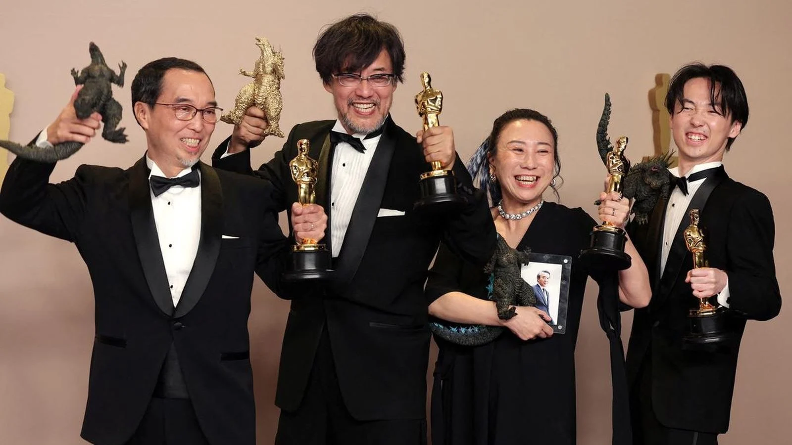 Godzilla Minus One: Guillermo Del Toro e John Carpenter festeggiano la vittoria degli Oscar 2024