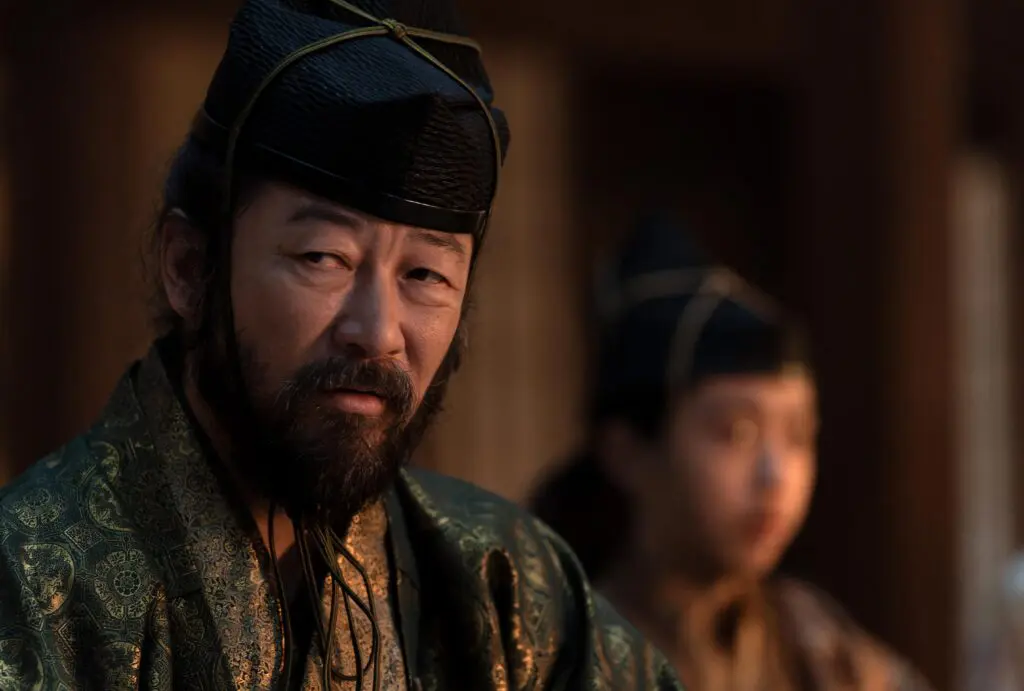 Tadanobu Asano in una scena tratta dal nono episodio di Shōgun, la serie tv tratta dall'omonimo romanzo di James Clavell.