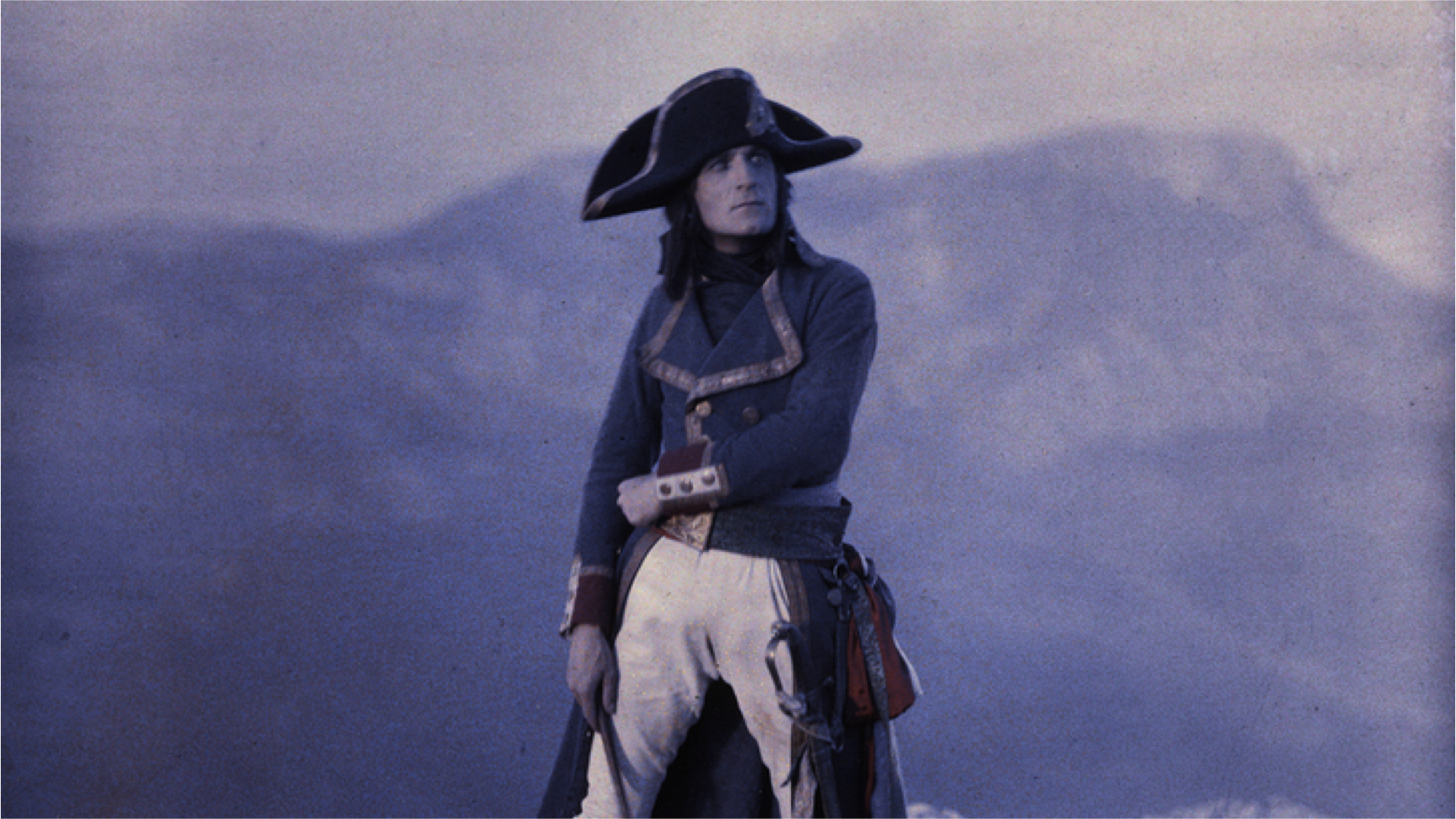 Albert Dieudonné in una scena di Napoléon di Abel Gance