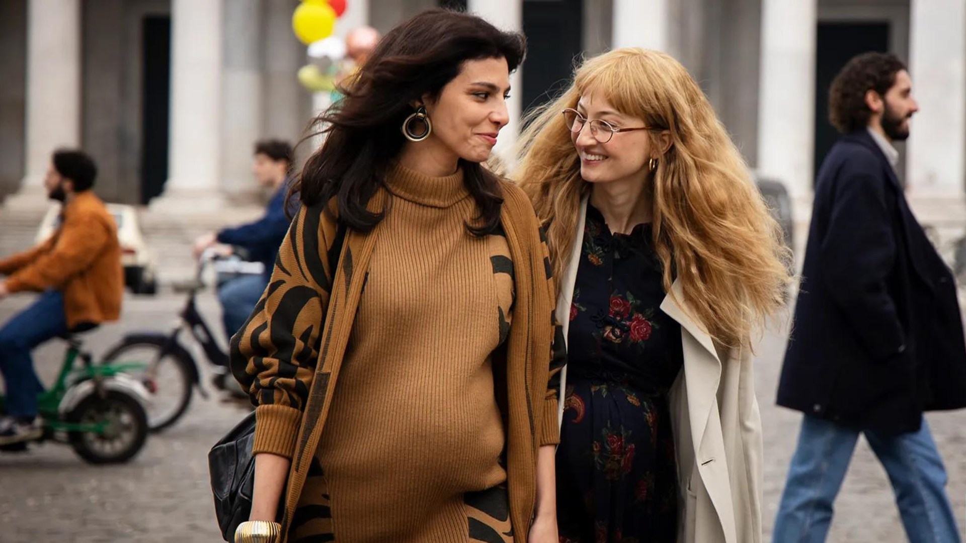 Di seguito le prime immagini di Lenù e Lila adulte ne L'amica geniale 4