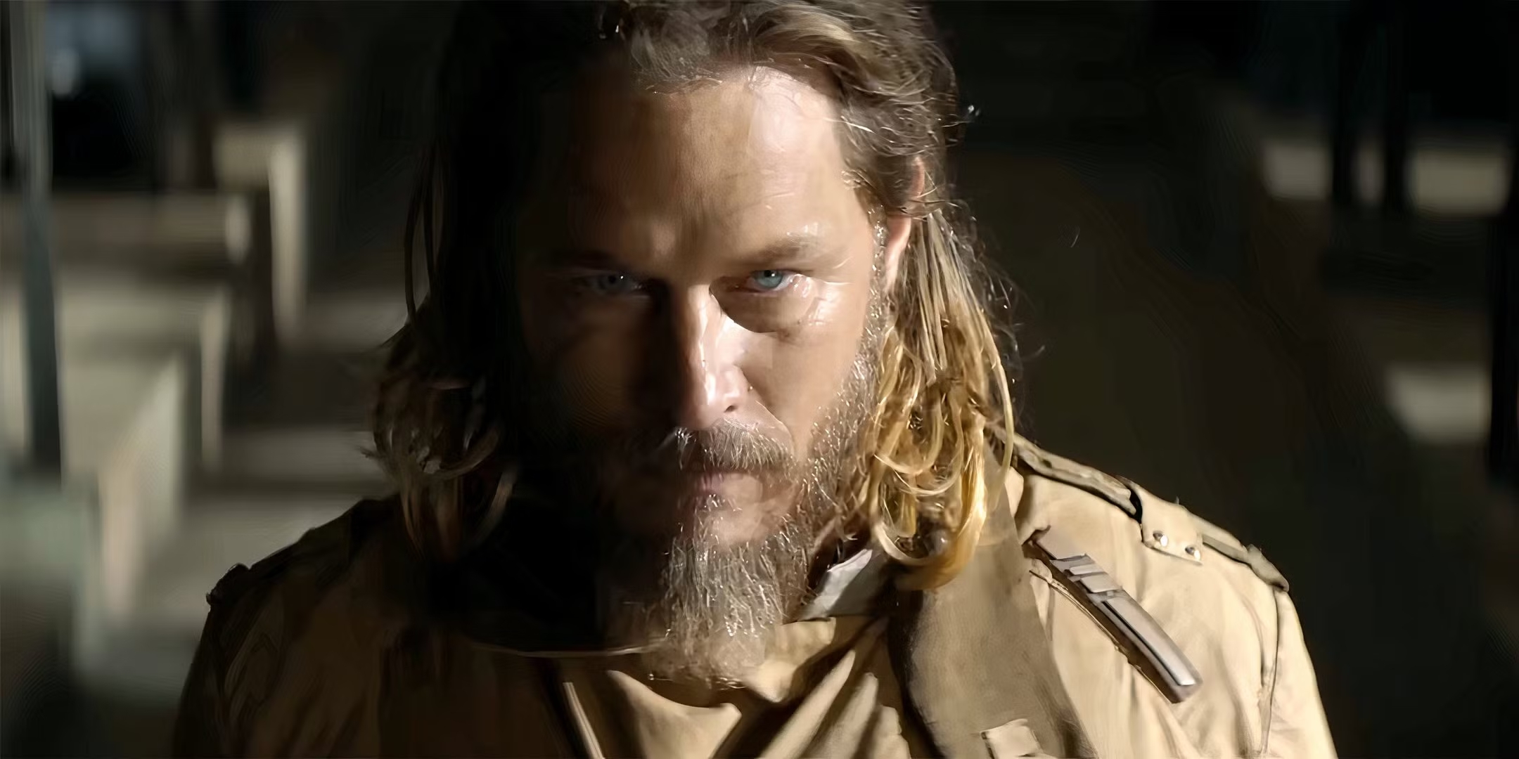 Chi è Desmond Hart: tutto ciò che c'è da sapere sul personaggio interpretato da Travis Fimmel