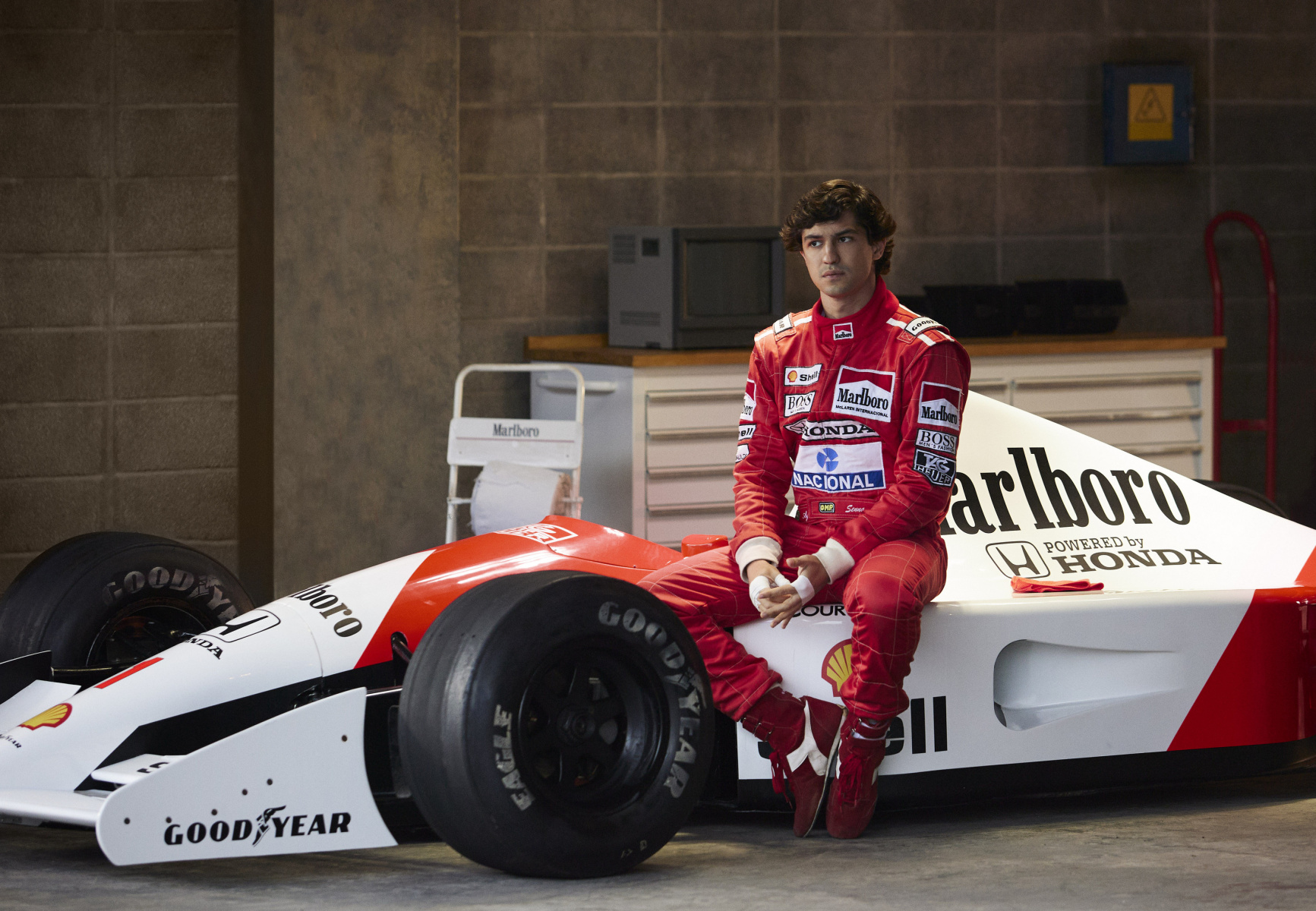 Senna, Alain Prost contro la serie Netflix: "Falsità e zero sensibilità"