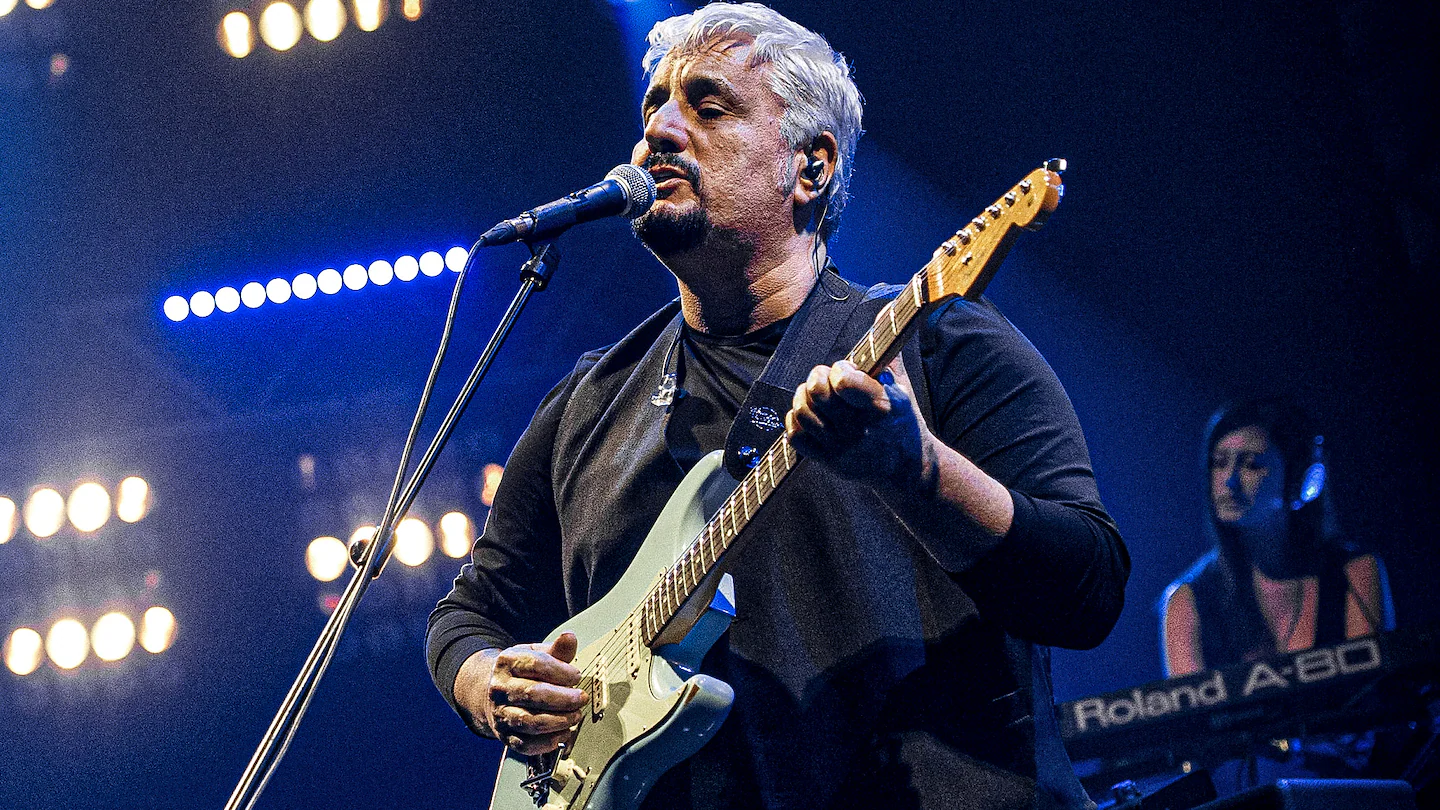 Pino Daniele - Il tempo resterà: tutto ciò che c'è da sapere sul docufilm dedicato al cantautore napoletano