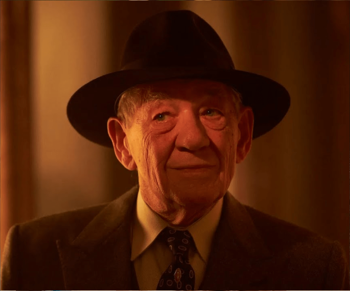 Trailer del film con Ian McKellen Il critico crimini tra le righe