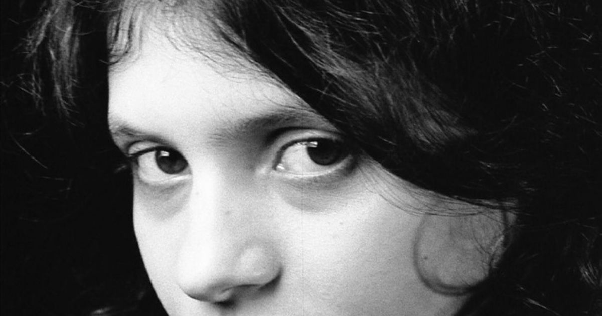 Chi è Mélissa Boros: biografia, età, carriera e film dell'attrice protagonista di Alpha