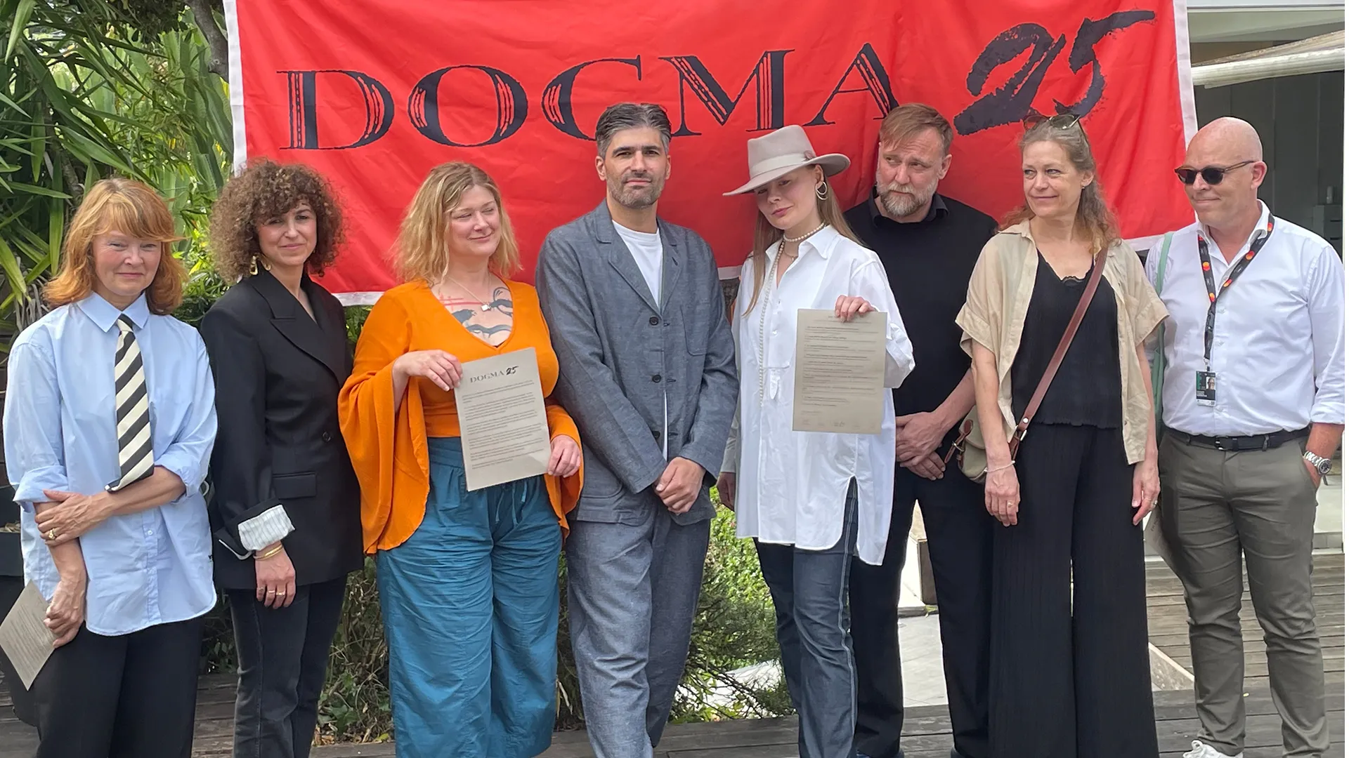 Dogma 25: che cos'è, come funziona il nuovo movimento, membri, regole e il "voto di castità"