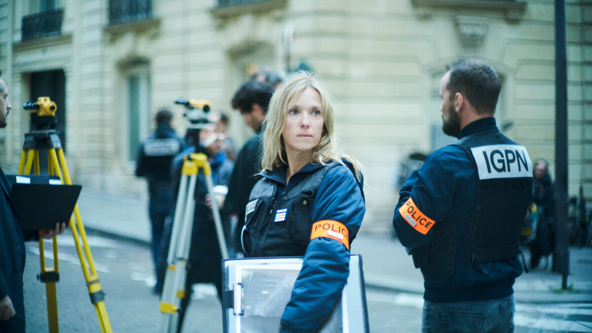 Léa Drucker in una scena di Dossier 137, diretto da Dominik Moll