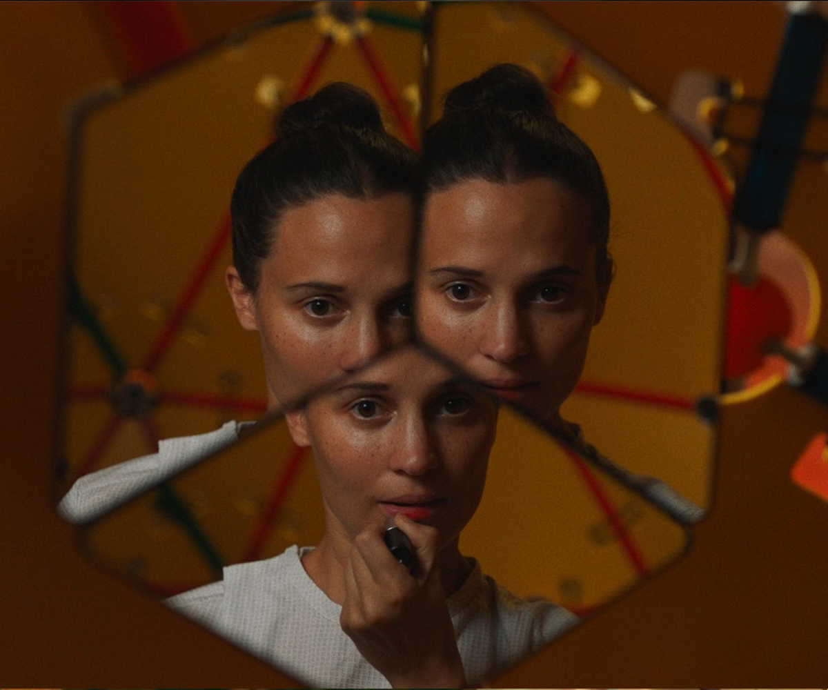 La trama di The Assessment - La valutazione, il film di fantascienza con Elizabeth Olsen