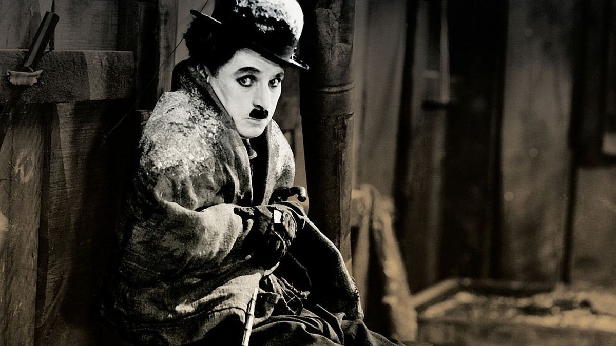 Charlie Chaplin in The Gold Rush, film d'apertura di Cannes Classics 2025.