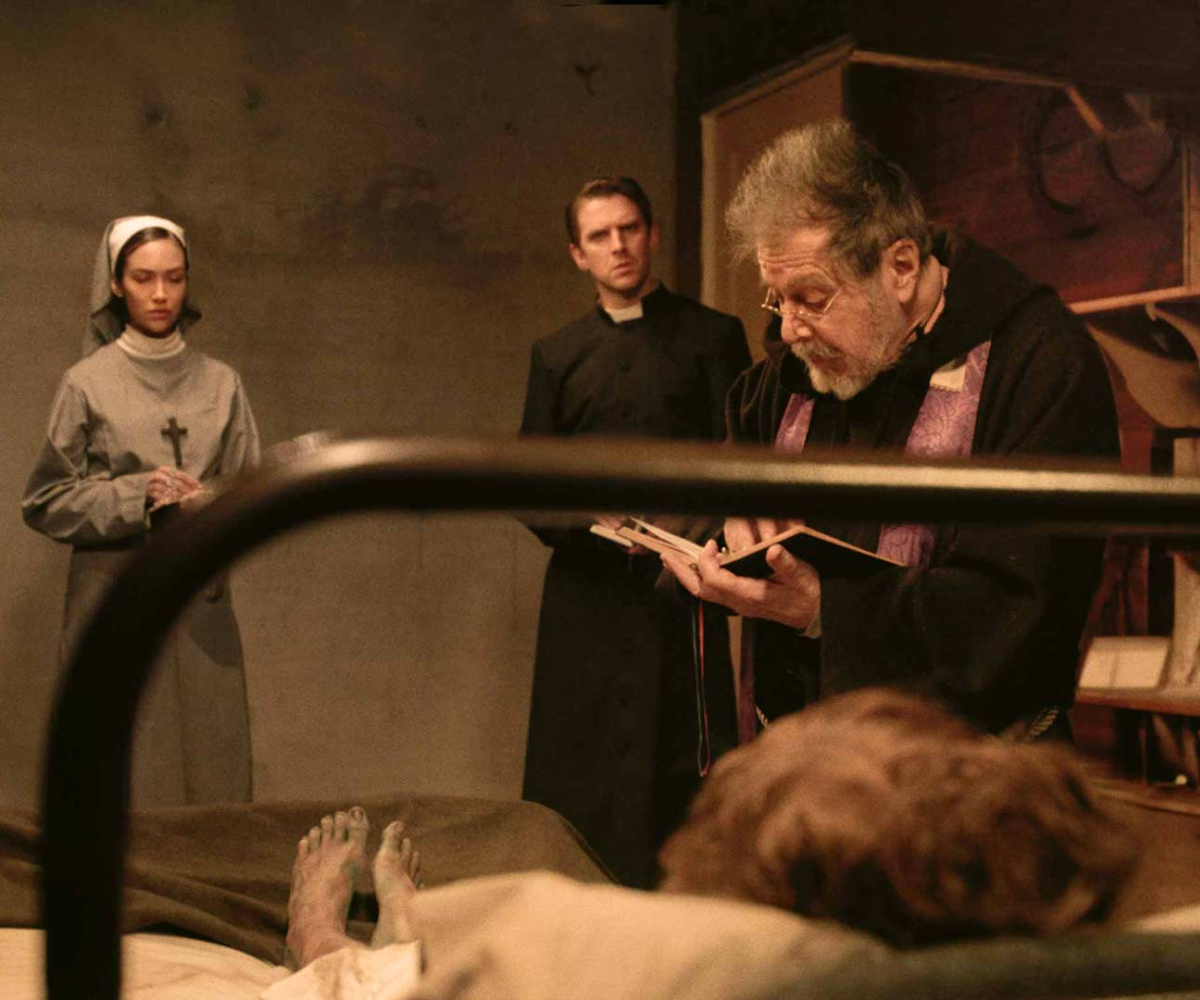 Il finale del film horror L'esorcismo di Emma Schimdt come finisce