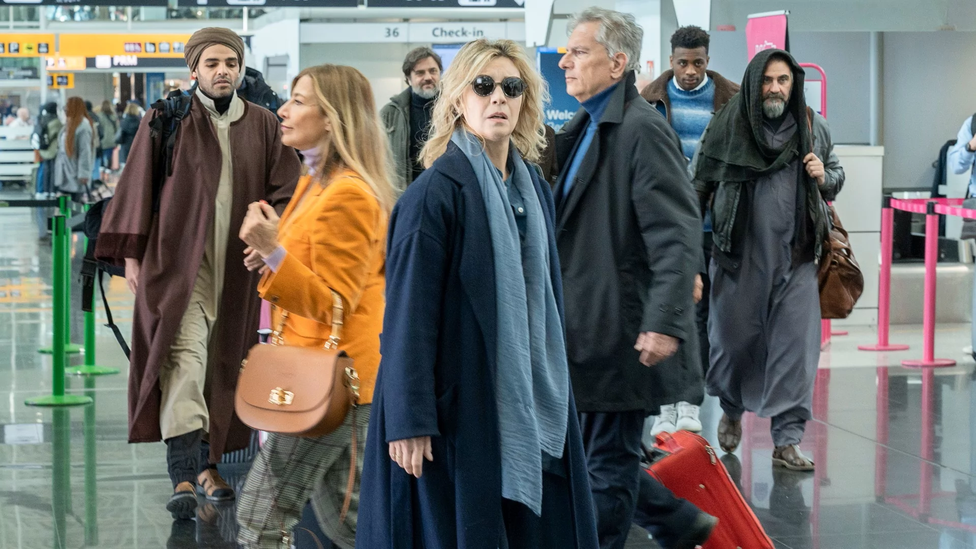 La trama, il cast e la data d'uscita di Volare, l'esordio alla regia di Margherita Buy