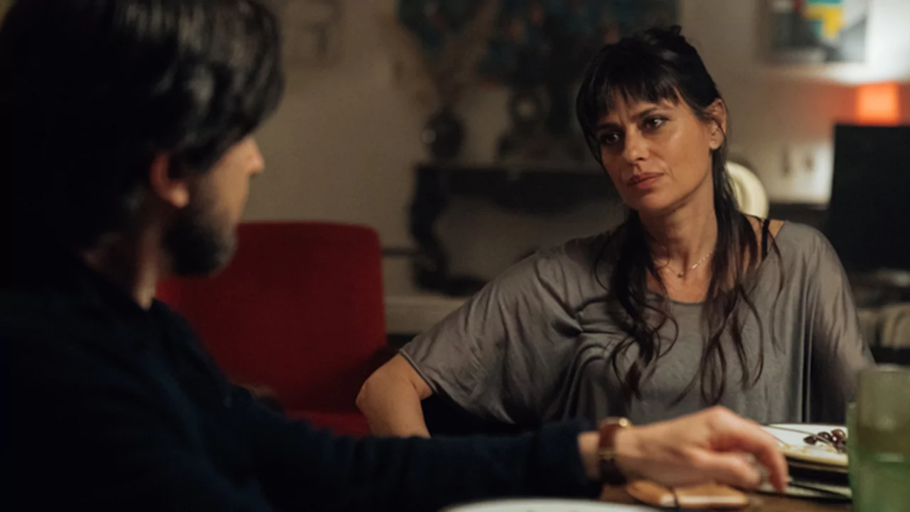 La trama, il trailer, il cast e quando esce al cinema Il ragazzo dai pantaloni rosa, con Claudia Pandolfi