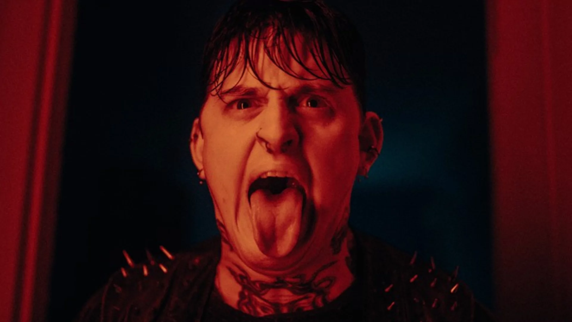 Di seguito la recensione di Tummy Monster, film d'esordio diretto da Ciaran Lyons