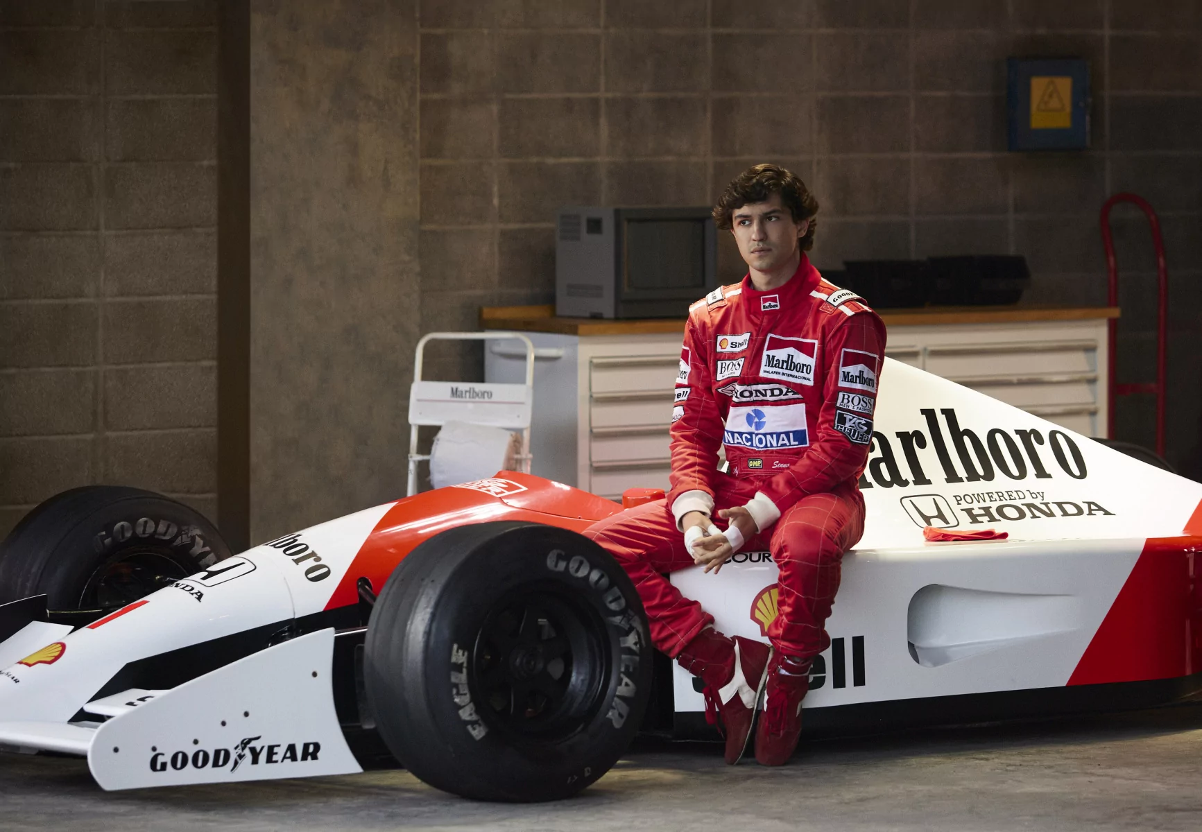 Senna, Alain Prost contro la serie Netflix: "Falsità e zero sensibilità"