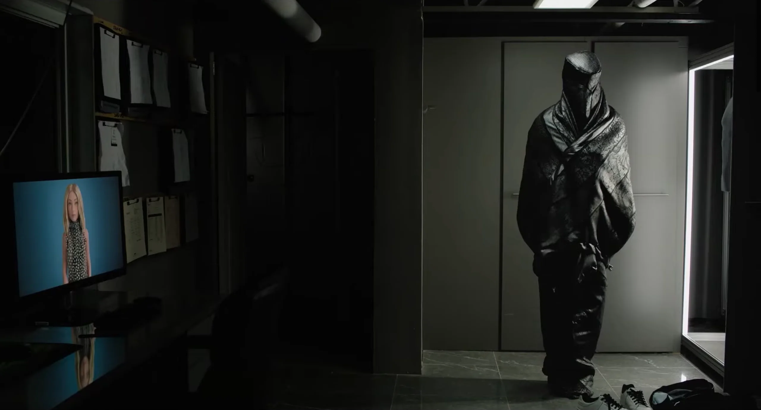 Quando e dove vedere in streaming The Shrouds di David Cronenberg?